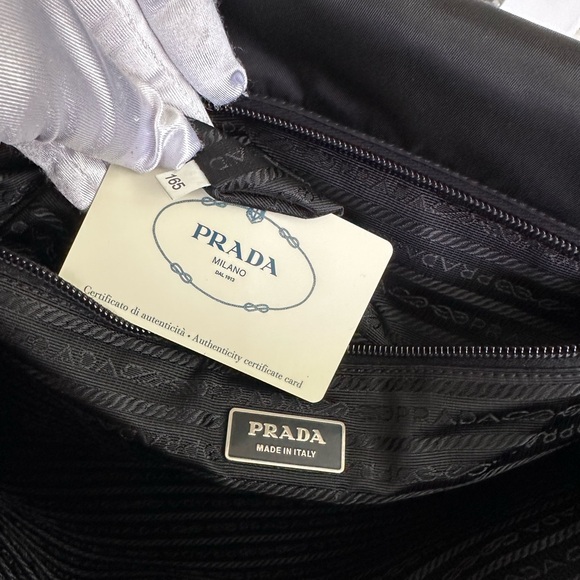 Auth Business Messenger bag excellent condition - Picture 3 of 17